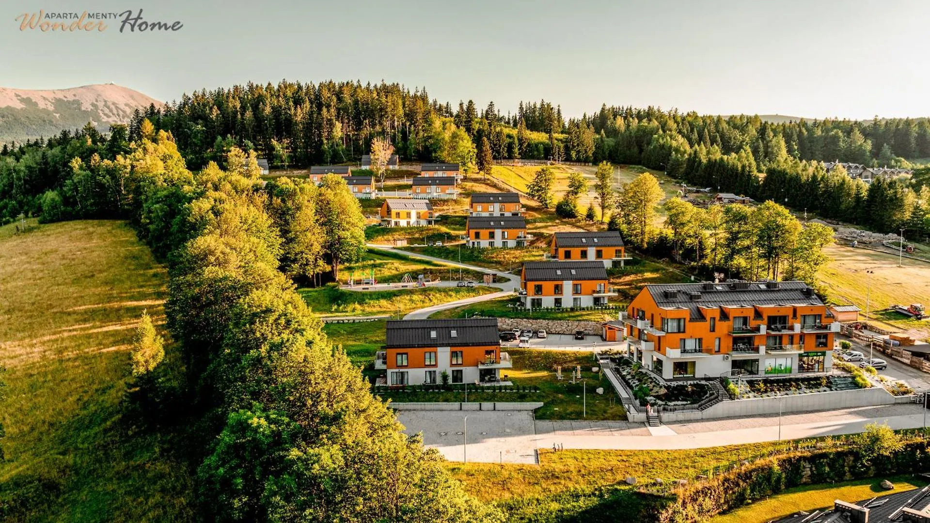 Wonder Home - Domki Hillside Tuz Przy Stoku Narciarskim - Na Terenie Kompleksu Plac Zabaw I Zewnetrzna Silownia, Sklep, Parking Karpacz Apartamento